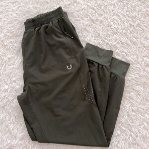 Northyard Green Joggers